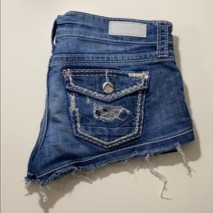 BUCKLE daytrip jean shorts